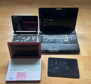 Konvolut: 3 Laptops + 1 Tablet – Bastlerware / Ersatzteile