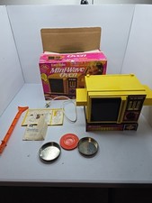 Betty Crocker Easy Bake Mini Wave Oven w/Accessories, Bulb Box 1978 Works