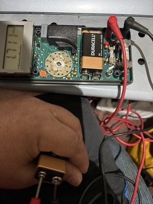Fluke 75 Series II Multimeter. As Is For Parts Or Repair - READ!