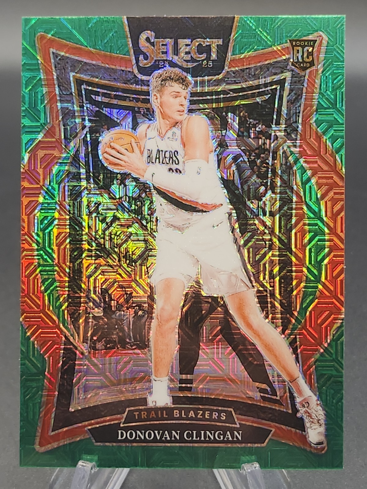 2024-25 Panini Select #69 Donovan Clingan SP Green Mojo RC Rookie Card Prizm