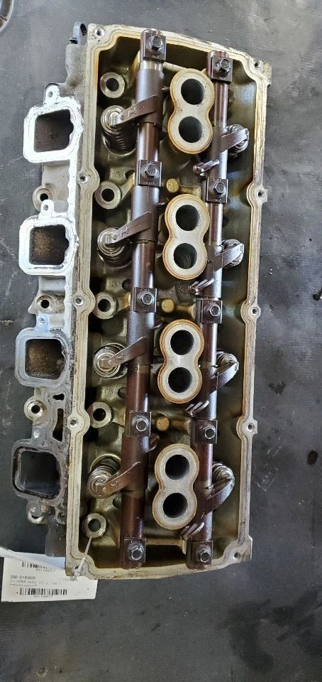 Passenger Right Cylinder Head 5.7L Fits 04-05 DODGE 1500 PICKUP 1150517 - Image 2 of 4