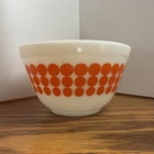 Vintage Pyrex 1.5 Pint Mixing Bowl Orange Polka Dots #401