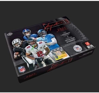 2025 Topps Signature Class Football - Hobby Box Pre Order Will Ship After June 5