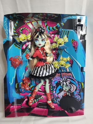 Boneca Monster High Frankie Stein Sweet 1600 Mattel