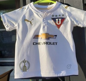 Camiseta Liga Deportiva Universitaria De Quito | Cuotas sin interés