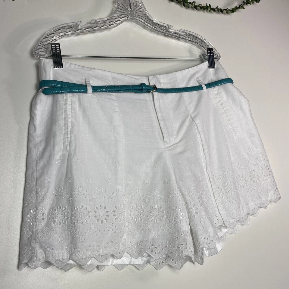 Bermuda feminina cremieux com cinto ilhós branca tamanho 12 - Imagem 3 de 4