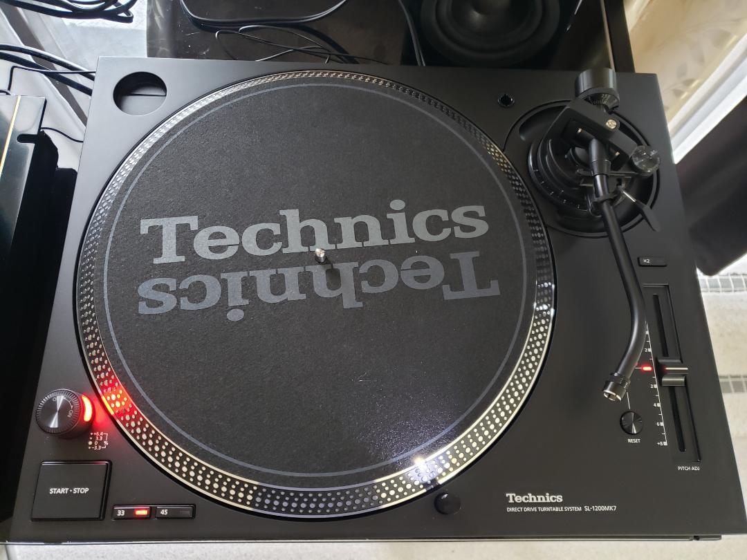 Technics SL-1200MK7-K Direct Drive Turntable System open box Technics SL-1200MK7-K Direct Drive Turntable System open box