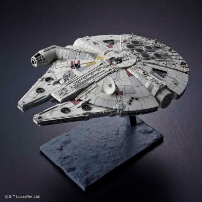 Star Wars Millennium Falcon The Rise of Skywalker 1/144 pre