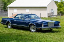 1977 Lincoln Continental Bill Blass