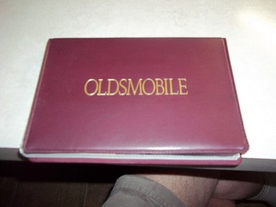 Vintage 1992 Oldsmobile Cutlass Ciera, Cutlass Cruiser Owner's Manual Book