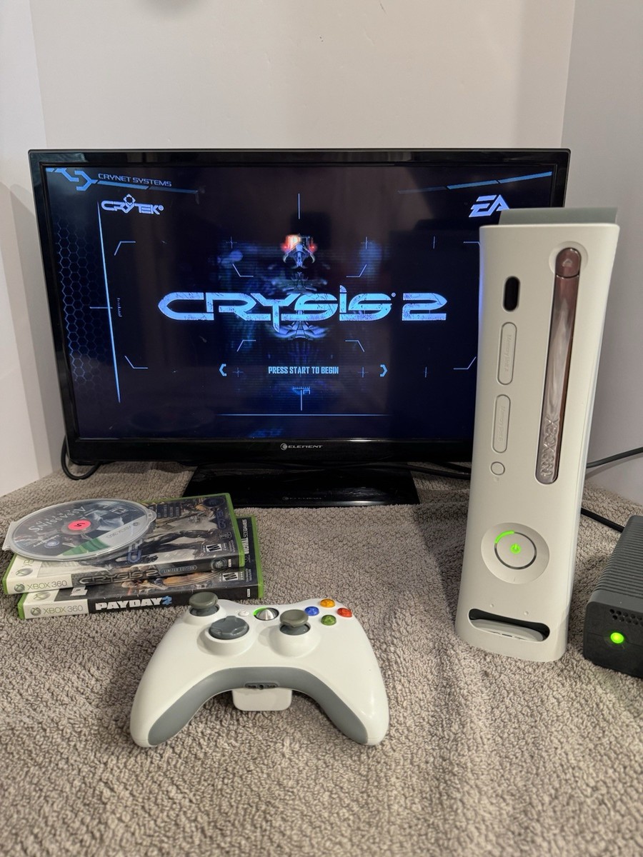 Microsoft Xbox 360 System Bundle 60GB White Console w/ 3 Games