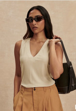 New Varley Corby V-Neck Birch Color Tank Top Shirt Ribbed Size Small