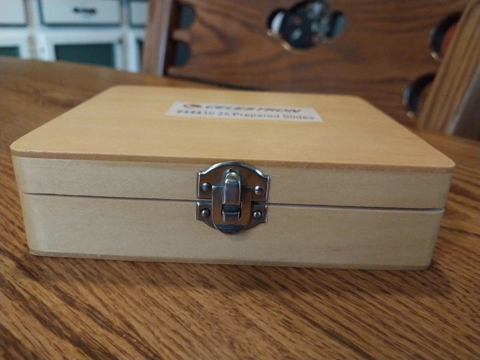 25 Prepared Microscope Slides w Guide and Wood Case Celestron 44410 Missing 4 - Image 3 of 4