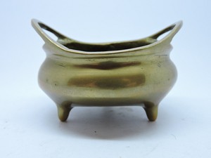 Small Chinese Polished Bronze cencer Xuande marks.