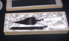 OLEG CASSINI CRYSTAL TIARA CAKE KNIFE  SERVER NIB