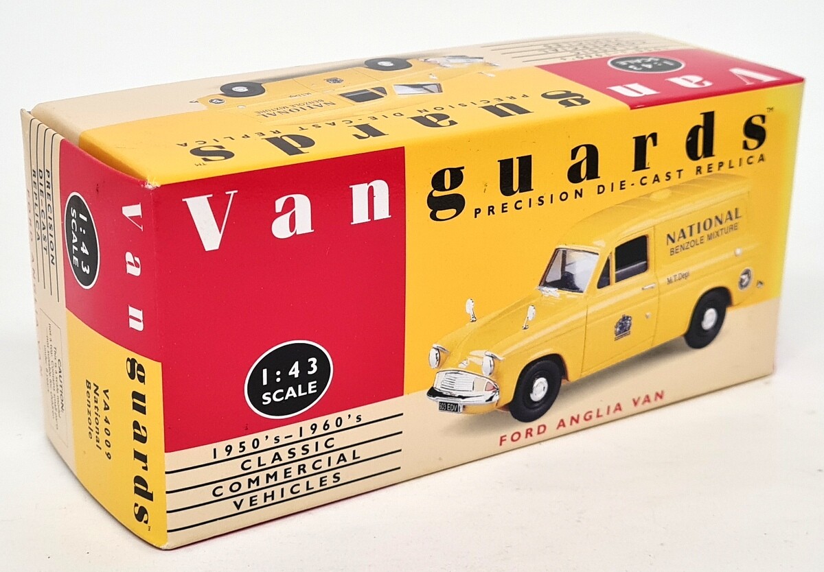 VANGUARDS VA04701 Scale 1/43 | TRIUMPH TR3 A GREEN - Car Model Scale