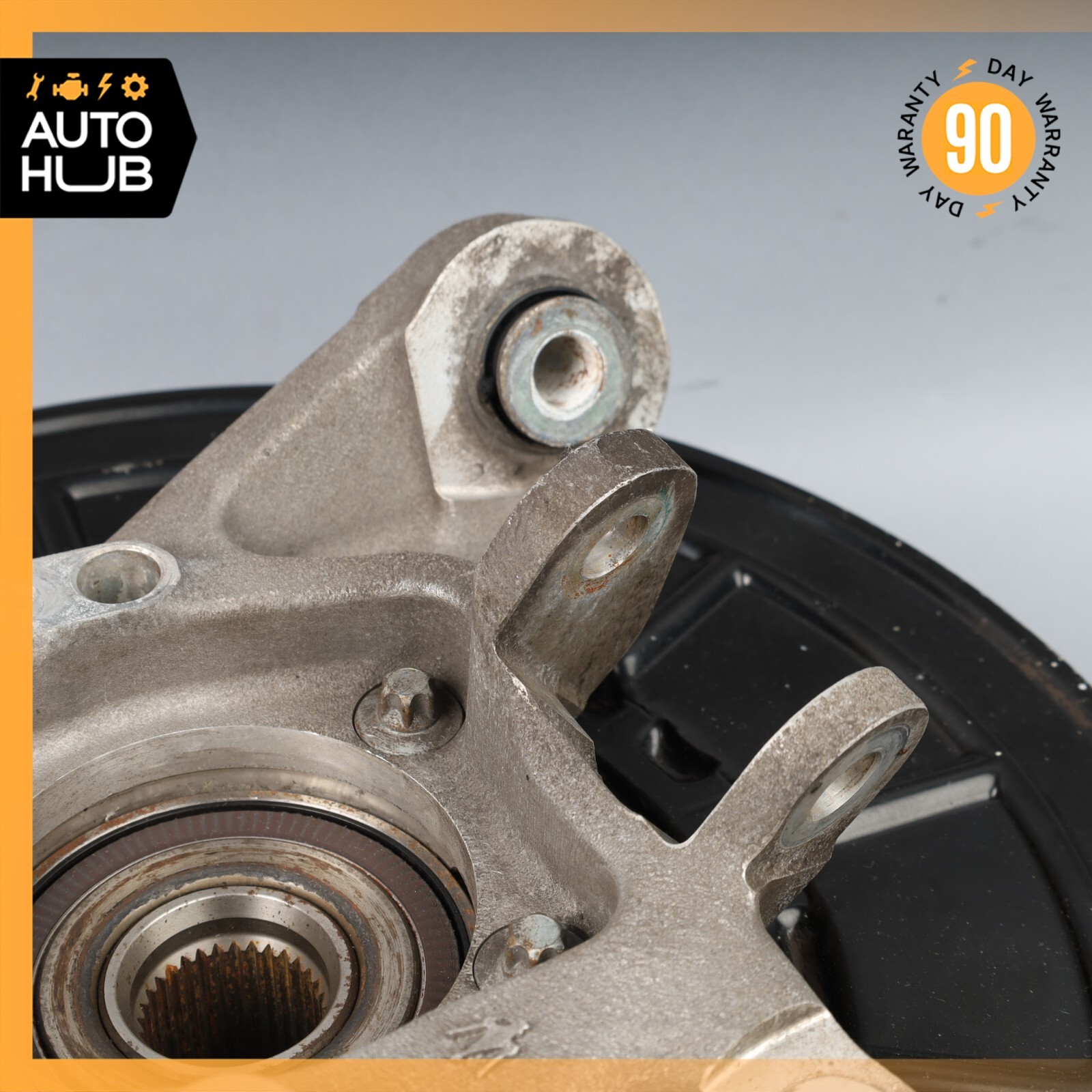 14-17 Maserati Quattroporte SQ4 M156 Rear Left Side Spindle Knuckle Hub OEM 69k