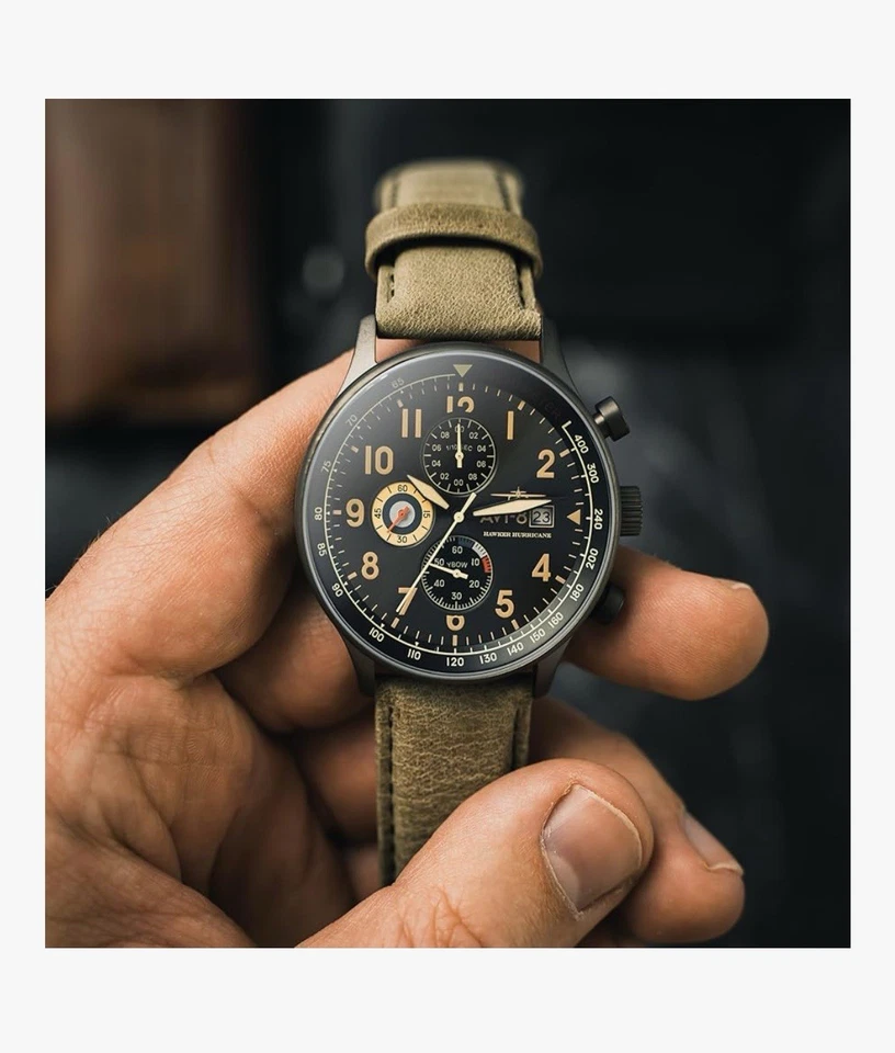 Relógio de quartzo japonês cronógrafo clássico AVI-8 Hawker Hurricane 42mm - Imagem 3 de 4