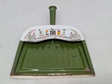 Vintage JV Reed Dust Pan Retro Green Metal Country Life Kitchen Signed M. Taber