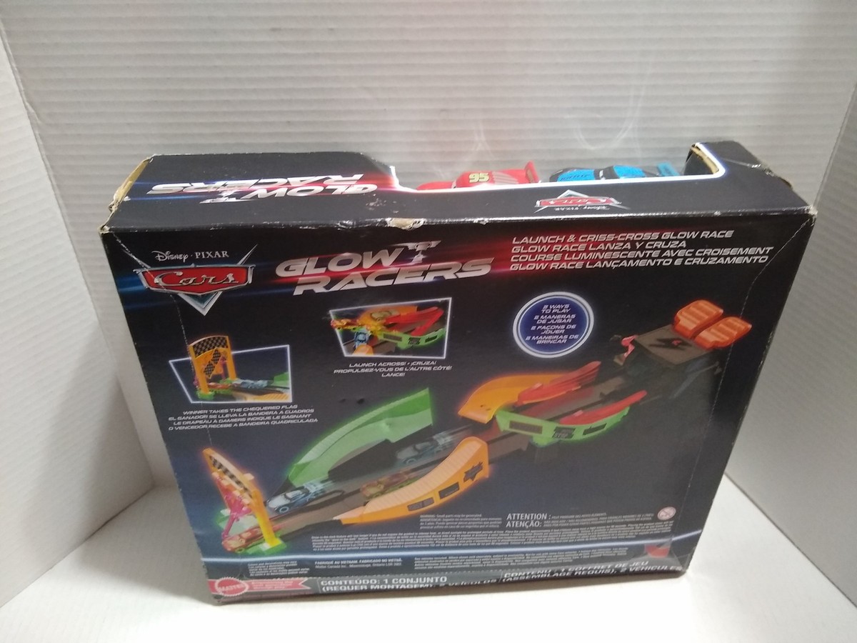ディズニーレーサーズ　セット Disney Pixar Cars Glow Racers Track Set Launch & Criss-Cross With