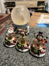 christmas snow globe musical 