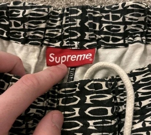 SS15 Supreme Pissed Court Taille XL Short Vintage 2015 - Photo 3 sur 4