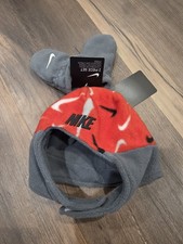 Nike Baby Boy Brand New Matching Hat And Mitten Set