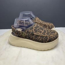 Hey Dude Delray Platform Clogs Womens Sz 7 Brown Leopard Suede Boho Casual Shoes