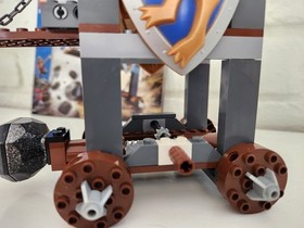 Lego Knights Kingdom: King's Siege Tower #8875 - Complete w/ Instruction book 