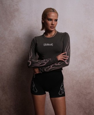 Darc Sport Wolves Flame Graphic Cropped Long Sleeve Cotton Top Dark Gray Pink S