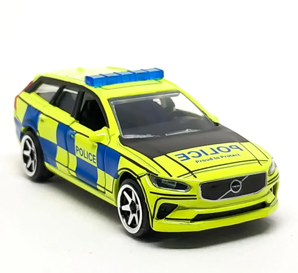 Majorette Volvo V90 UK Police Yellow 1:64 (3") no Package - Image 2 of 4