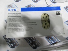 Eaton 270V BOX OF 10 Standard Duplex Receptacle 15 Amp 125 Volt Ivory -NEW-B