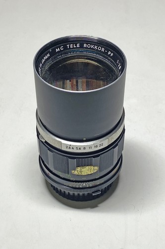 Minolta MC Rokkor 135mm f/2.8 MF Telephoto Lens with Lens Hood - Picture 3 of 5