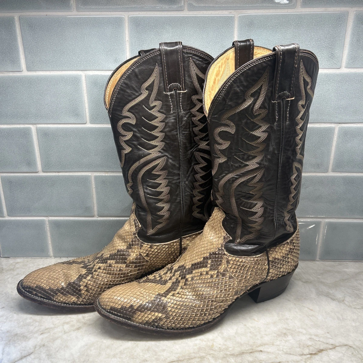Vintage Justin TAN Snakeskin Leather Cowboy Boots Men\'s Sz 9.5 D Style 8694‎ USA Vintage Justin Front Cut Python Cowboy Boots | USA Made  main image 2