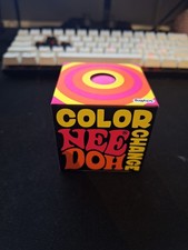 Schylling NEEDOH COLOR CHANGING BALL PINK Squish Squeeze New Sealed