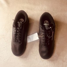 reebok classic princess wide women , black, size 6.5, very very good condition. 