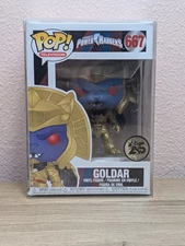 Funko POP! Television Power Rangers Goldar #667 Figure W Protector (Damaged Box)