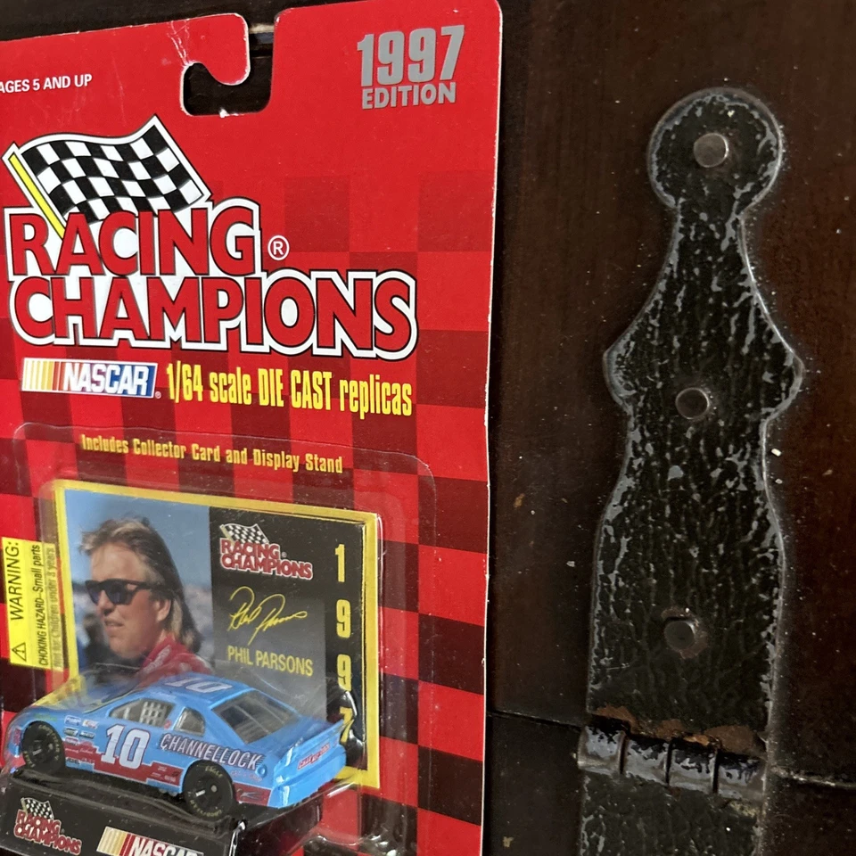 Racing Champions NASCAR 1/64 diecast #10 bloqueo de canal Phil Parsons 1997 nuevo en paquete Foto 4 de 4