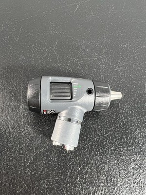 Welch Allyn 23810 3.5v Halogen MacroView Otoscope Head Only