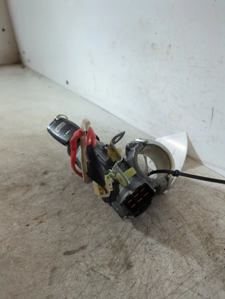 Kia Sportage 3 2010-2015 1685 Estate 5 Door Ignition Switch BARREL & KEY P41 — 第 3/4 张图片