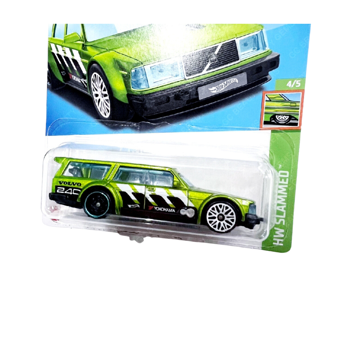 ミニカー Hot Wheels Volvo 240 Drift Wagon Amazon.com: Hot Wheels Volvo 240 Drift Wagon, HW Slammed 4/5
