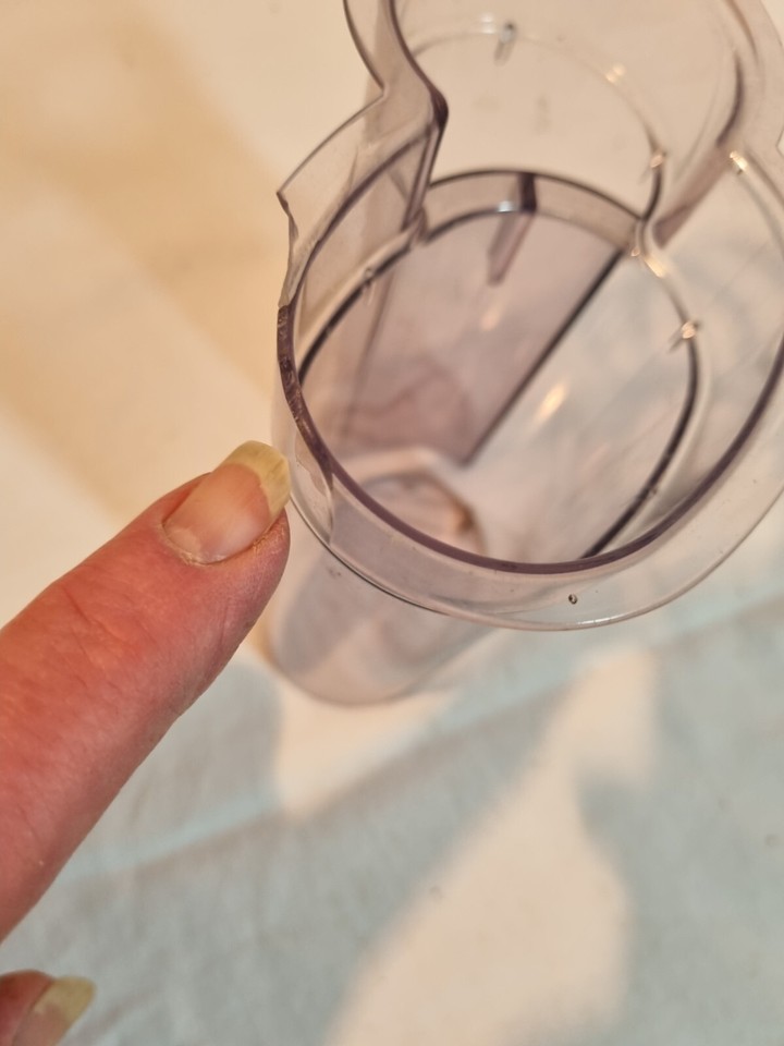 Bosch Power Mixx 800W FD8411 TypCNCM52A1 Food Processor Chute Plunger