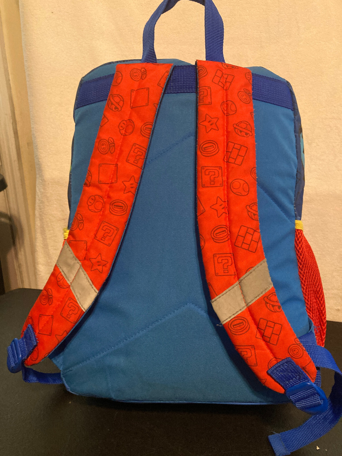 Nintendo Kids Super Mario Brothers Mario World Luigi Yoshi 17" Laptop Backpack