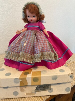 #176 Nellie Bird, Frozen Leg Doll ~ Nancy Ann Storybook Dolls Vintage
