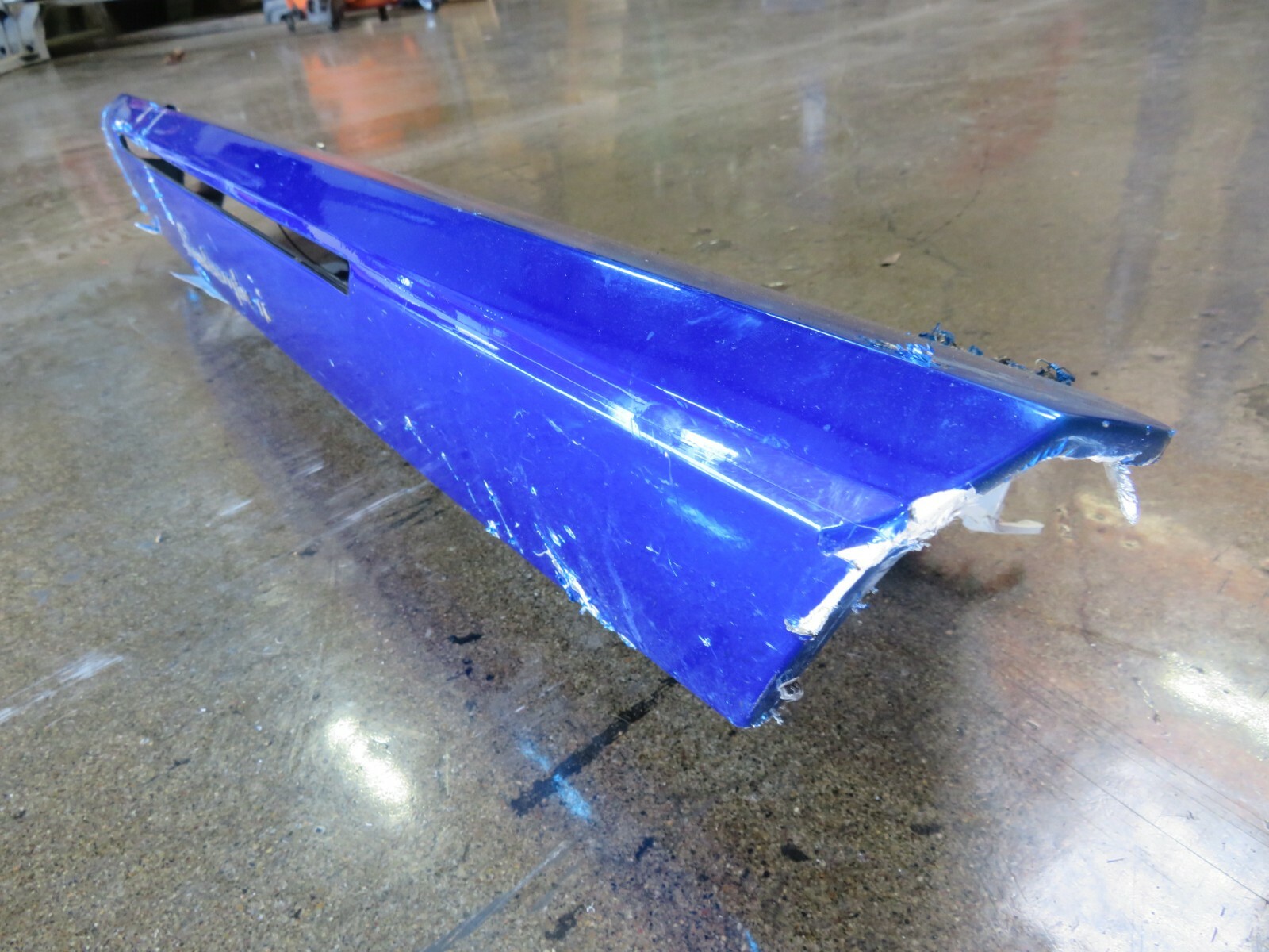 Lamborghini Huracan, LP610, LP580, Tail Finish Panel, Used, Dmg, P/N 4T0864487B