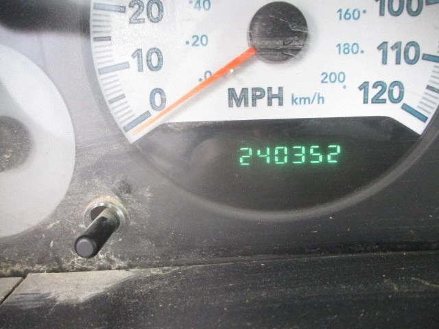 Conjunto de luz trasera izquierda usada se adapta a: Dodge Caravan 2005 grado A izquierdo Foto 4 de 4