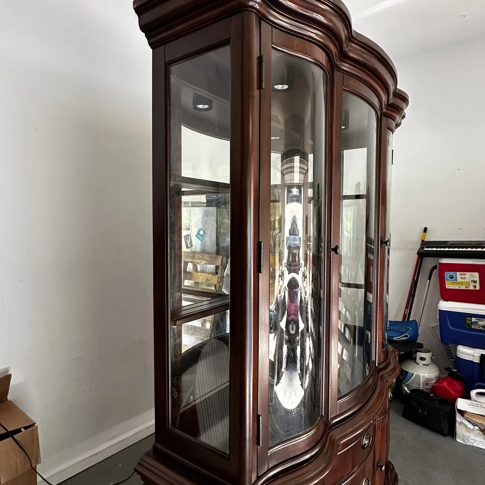 Ashley Furniture China Cabinet (TOP & Bottom Set) - Image 4 of 4