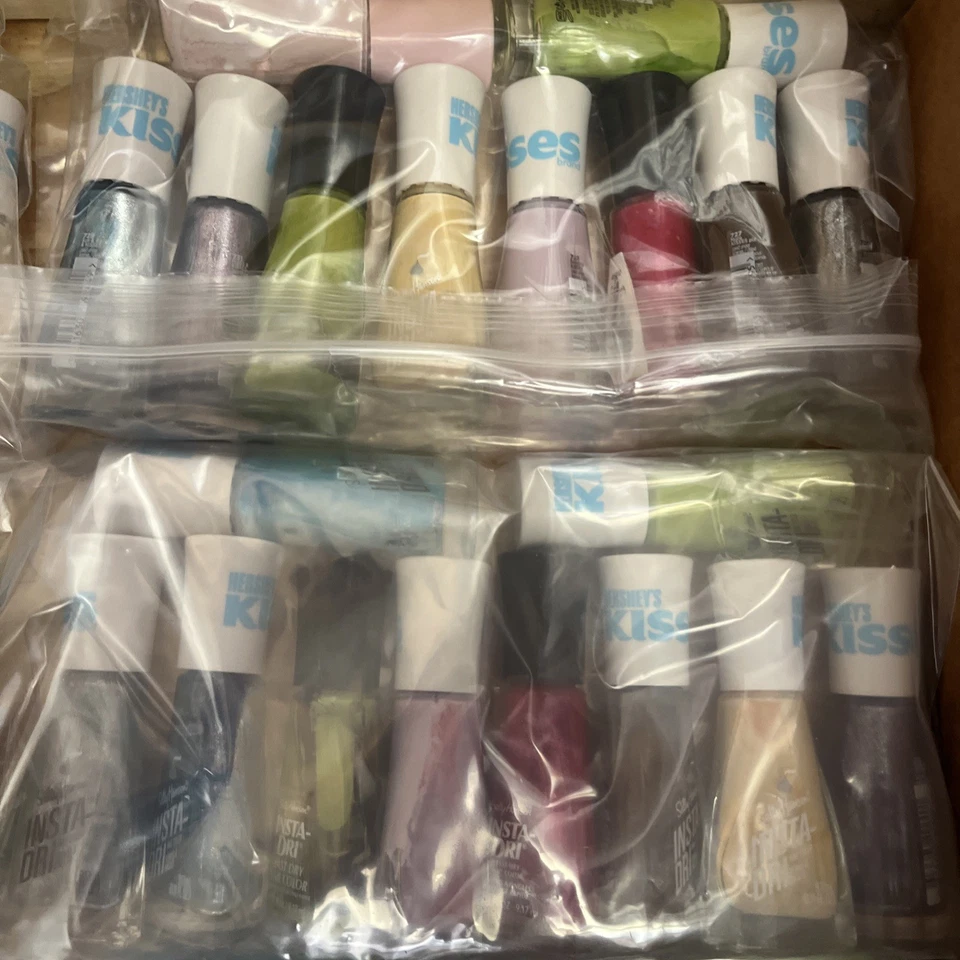 Esmalte de uñas Sally Hansen Insta Dri lote de 10 (colores aleatorios) Foto 4 de 4