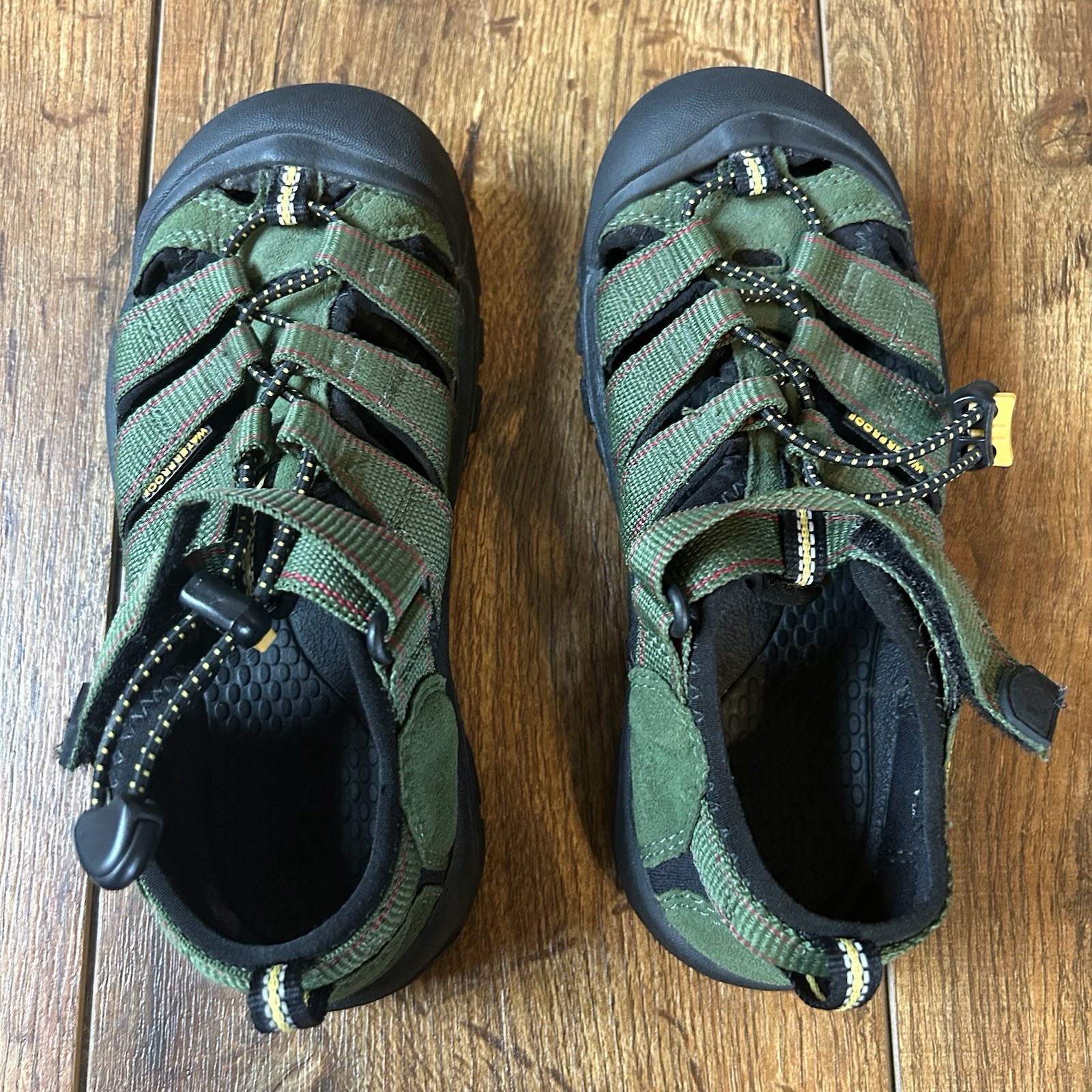 Scarpe casual Keen Newport H2 verdi con corda impermeabile spiaggia Stati Uniti bambini giovani 2