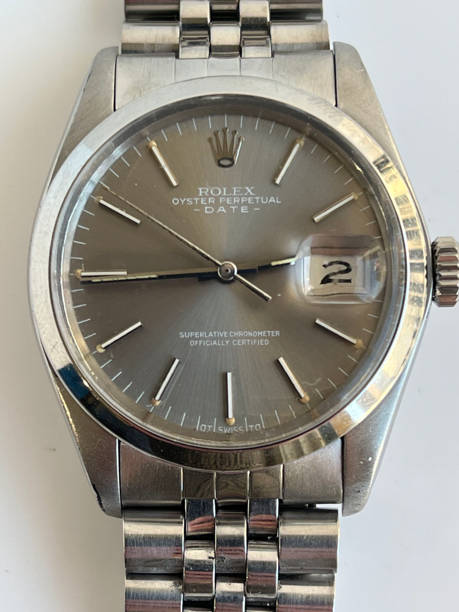 アンティークROLEX OYSTER PERPETUAL DATEJUST 1979 Rolex Datejust Oyster Perpetual 1501 – 34mm - Silver Sunburst